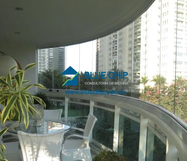 Apartamento com 4 quartos à venda, 220m2 em Barra da Tijuca, Rio De Janeiro - RJ - imagem 7 Foto 7 de Apartamento com 4 quartos à venda, 220m2 em Barra da Tijuca, Rio De Janeiro - RJ