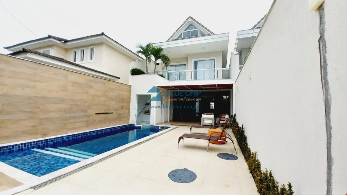 Foto 3 de Casa de Condomínio com 5 quartos à venda, 336m2 em Recreio dos Bandeirantes, Rio De Janeiro - RJ