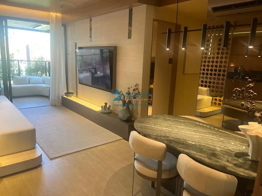 Foto 5 de Apartamento com 2 quartos à venda, 72m2 em Barra da Tijuca, Rio De Janeiro - RJ