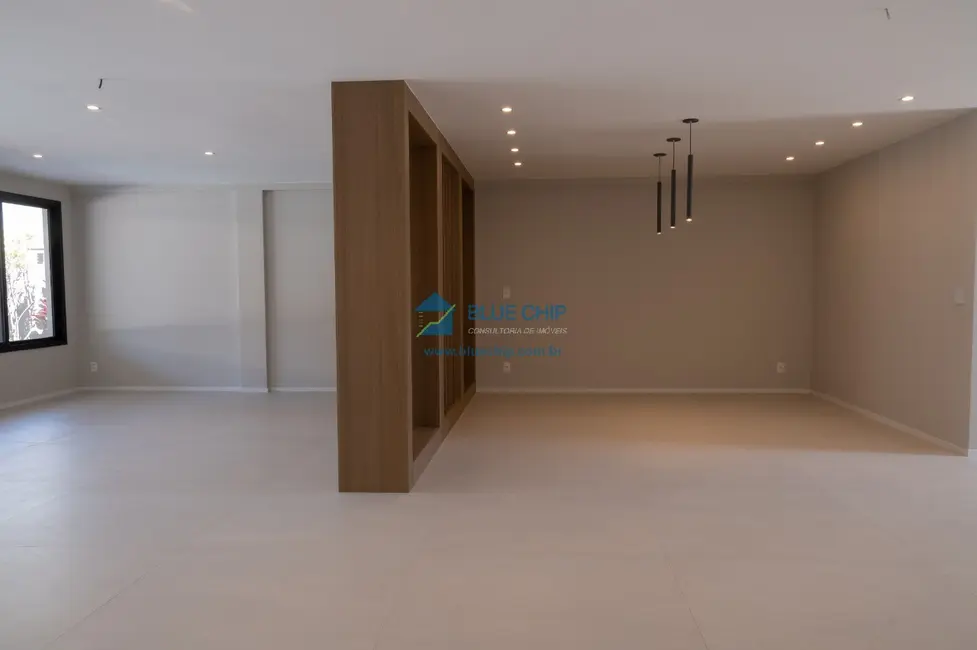 Foto 9 de Casa de Condomínio com 7 quartos à venda, 1100m2 em Barra da Tijuca, Rio De Janeiro - RJ