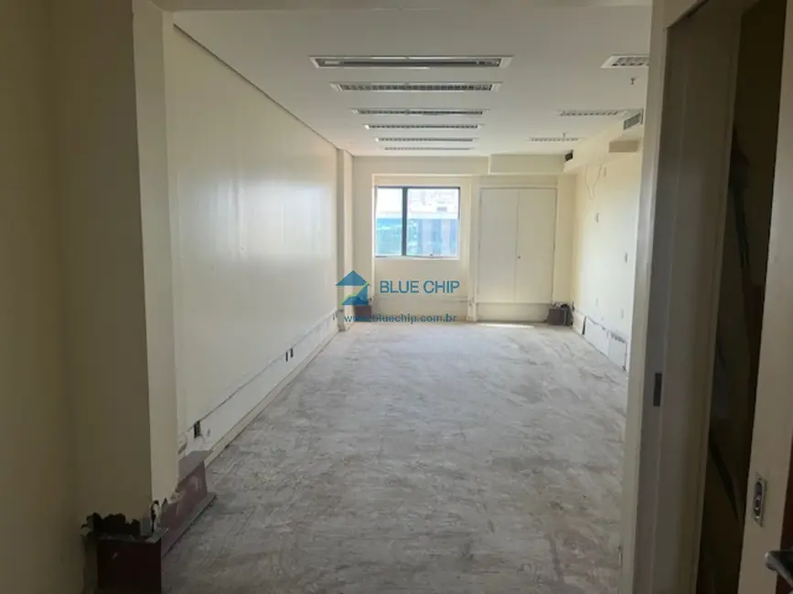 Foto 3 de Sala Comercial à venda, 36m2 em Barra da Tijuca, Rio De Janeiro - RJ