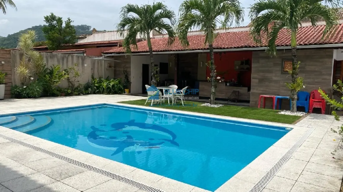 Casa de Condomínio com 5 quartos à venda, 419m2 em Jacarepaguá, Rio De Janeiro - RJ - imagem 3 Foto 3 de Casa de Condomínio com 5 quartos à venda, 419m2 em Jacarepaguá, Rio De Janeiro - RJ