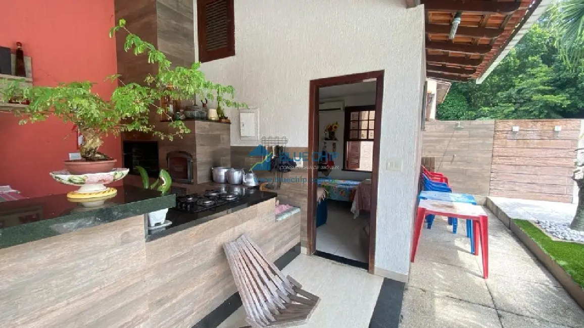 Casa de Condomínio com 5 quartos à venda, 419m2 em Jacarepaguá, Rio De Janeiro - RJ - imagem 4 Foto 4 de Casa de Condomínio com 5 quartos à venda, 419m2 em Jacarepaguá, Rio De Janeiro - RJ