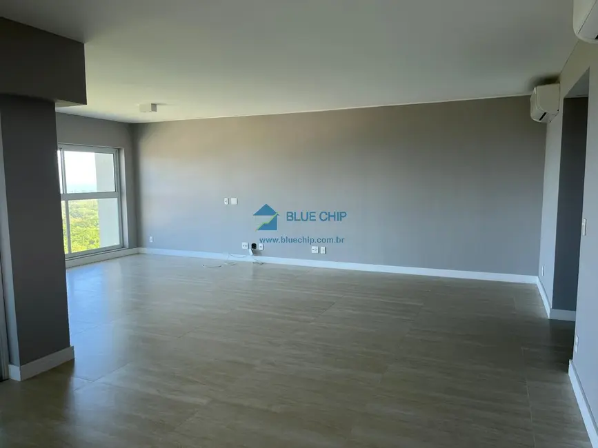 Foto 3 de Apartamento com 4 quartos para alugar, 249m2 em Barra da Tijuca, Rio De Janeiro - RJ