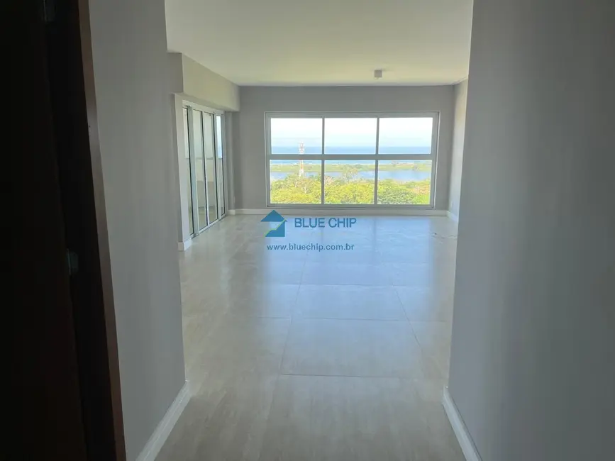Foto 2 de Apartamento com 4 quartos para alugar, 249m2 em Barra da Tijuca, Rio De Janeiro - RJ