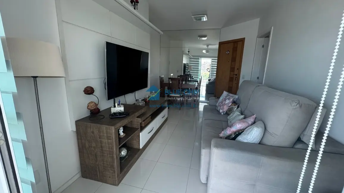 Foto 3 de Apartamento com 2 quartos para alugar, 68m2 em Rio De Janeiro - RJ