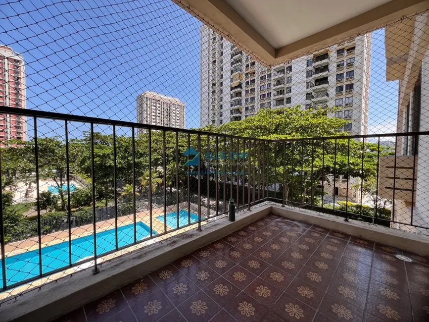 Foto 1 de Apartamento com 3 quartos para alugar, 117m2 em Barra da Tijuca, Rio De Janeiro - RJ