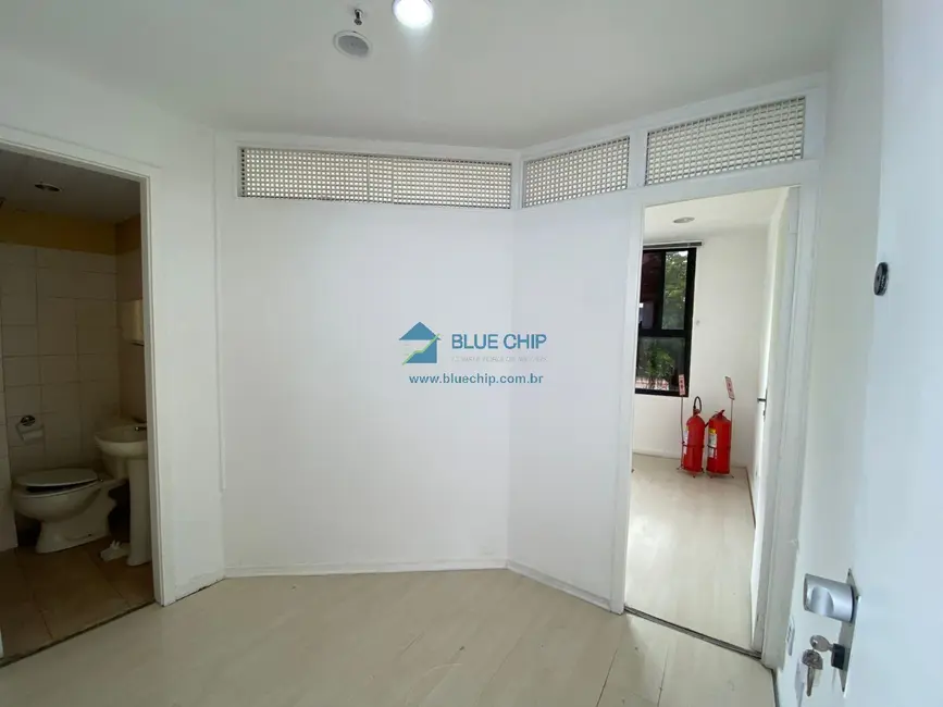 Foto 2 de Sala Comercial à venda, 20m2 em Barra da Tijuca, Rio De Janeiro - RJ