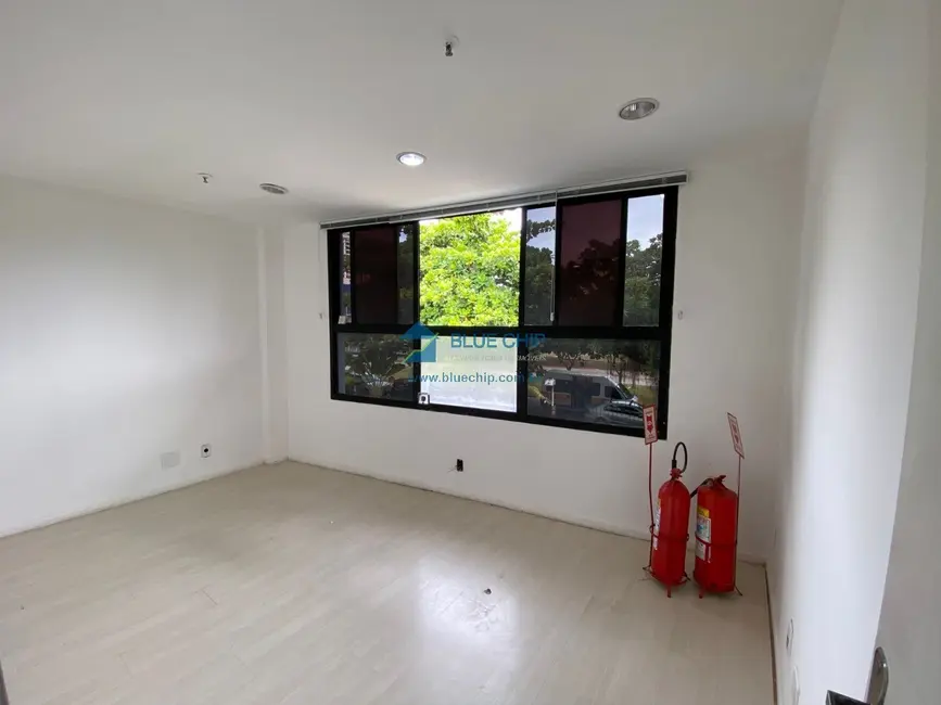 Foto 1 de Sala Comercial à venda, 20m2 em Barra da Tijuca, Rio De Janeiro - RJ