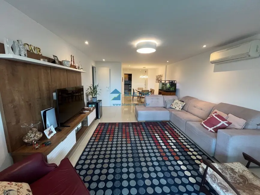 Foto 3 de Apartamento com 4 quartos à venda, 156m2 em Rio De Janeiro - RJ