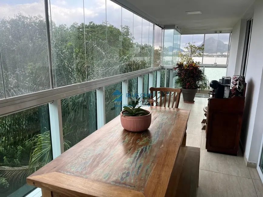 Foto 8 de Apartamento com 4 quartos à venda, 156m2 em Rio De Janeiro - RJ