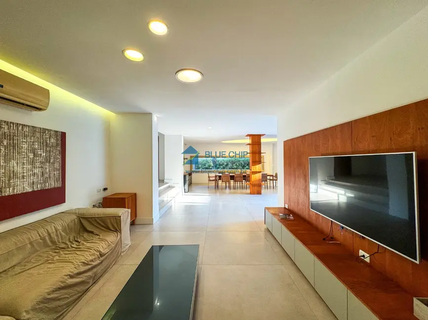 Foto 4 de Casa de Condomínio com 4 quartos para alugar, 700m2 em Barra da Tijuca, Rio De Janeiro - RJ