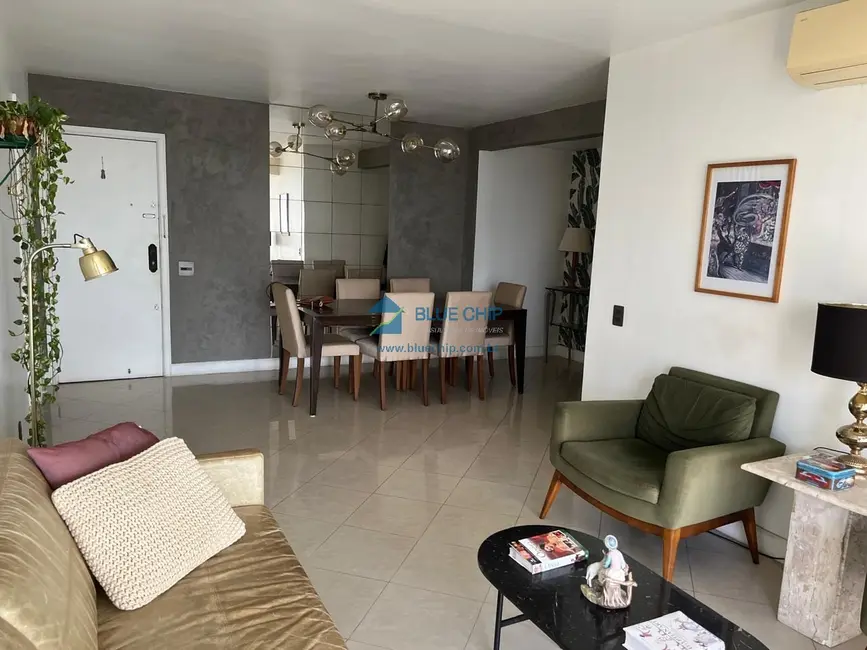 Apartamento com 3 quartos à venda, 117m2 em Barra da Tijuca, Rio De Janeiro - RJ - imagem 1 Foto 1 de Apartamento com 3 quartos à venda, 117m2 em Barra da Tijuca, Rio De Janeiro - RJ