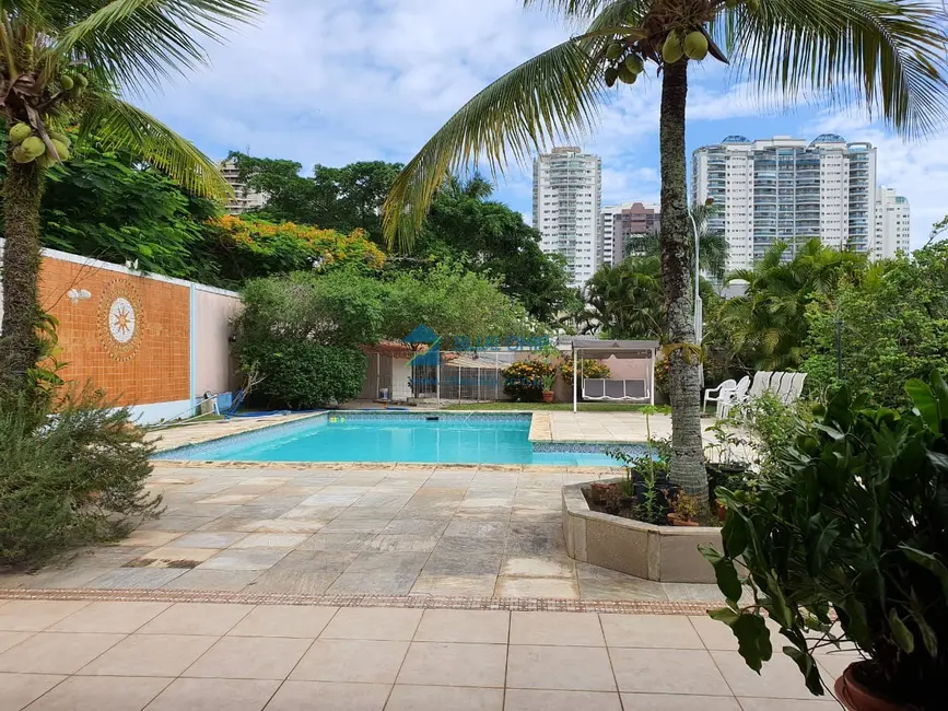 Foto 2 de Casa de Condomínio com 6 quartos à venda, 1200m2 em Barra da Tijuca, Rio De Janeiro - RJ