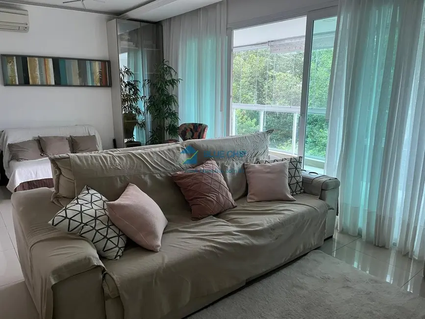 Foto 2 de Apartamento com 4 quartos à venda, 156m2 em Jacarepaguá, Rio De Janeiro - RJ