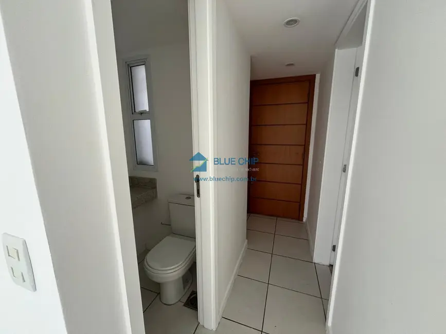 Foto 2 de Apartamento com 3 quartos para alugar, 106m2 em Barra da Tijuca, Rio De Janeiro - RJ
