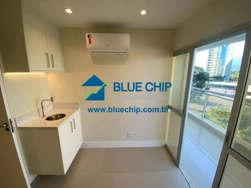 Sala Comercial à venda, 55m2 em Barra da Tijuca, Rio De Janeiro - RJ - imagem 3 Foto 3 de Sala Comercial à venda, 55m2 em Barra da Tijuca, Rio De Janeiro - RJ