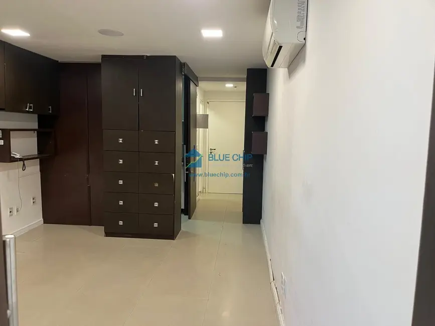 Foto 4 de Sala Comercial para alugar, 72m2 em Barra da Tijuca, Rio De Janeiro - RJ