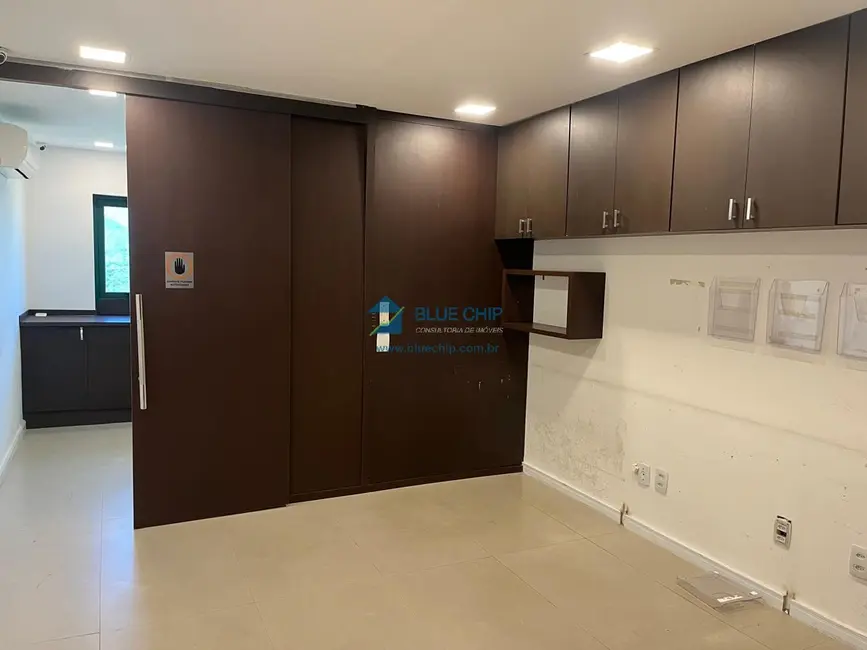 Foto 2 de Sala Comercial para alugar, 72m2 em Barra da Tijuca, Rio De Janeiro - RJ