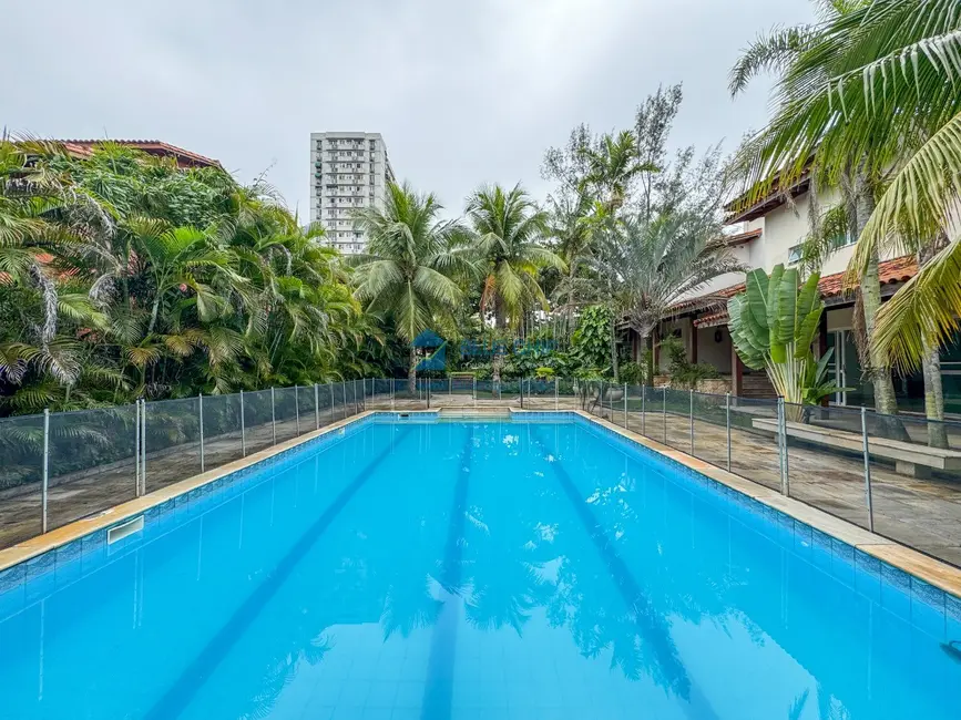 Casa de Condomínio com 6 quartos à venda, 806m2 em Barra da Tijuca, Rio De Janeiro - RJ - imagem 5 Foto 5 de Casa de Condomínio com 6 quartos à venda, 806m2 em Barra da Tijuca, Rio De Janeiro - RJ
