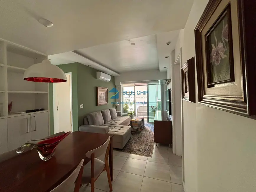 Foto 3 de Apartamento com 2 quartos para alugar, 74m2 em Barra da Tijuca, Rio De Janeiro - RJ