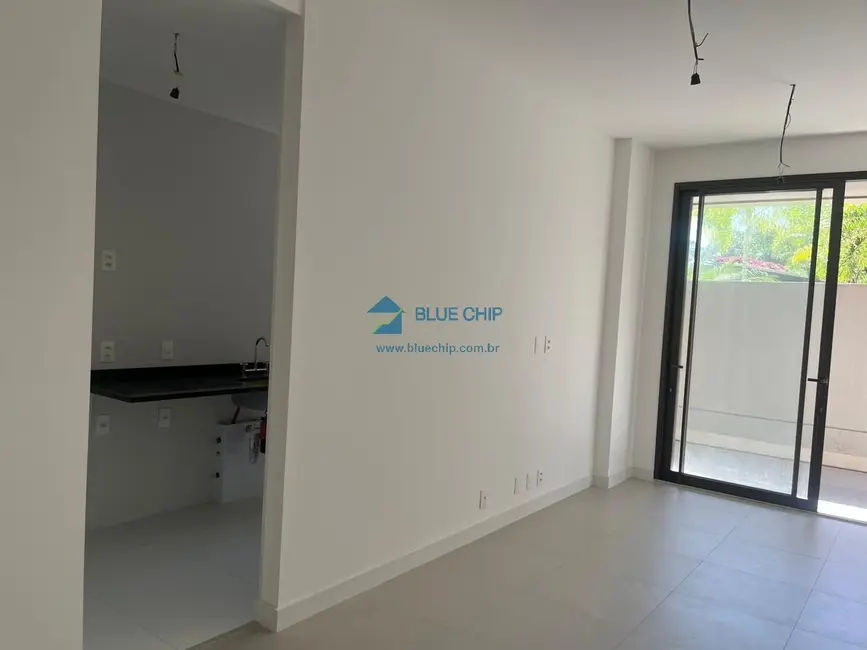 Apartamento com 2 quartos para alugar, 95m2 em Barra da Tijuca, Rio De Janeiro - RJ - imagem 7 Foto 7 de Apartamento com 2 quartos para alugar, 95m2 em Barra da Tijuca, Rio De Janeiro - RJ