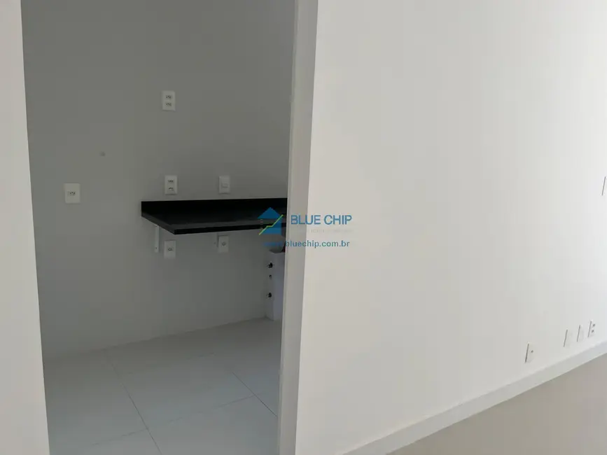 Apartamento com 2 quartos para alugar, 95m2 em Barra da Tijuca, Rio De Janeiro - RJ - imagem 8 Foto 8 de Apartamento com 2 quartos para alugar, 95m2 em Barra da Tijuca, Rio De Janeiro - RJ