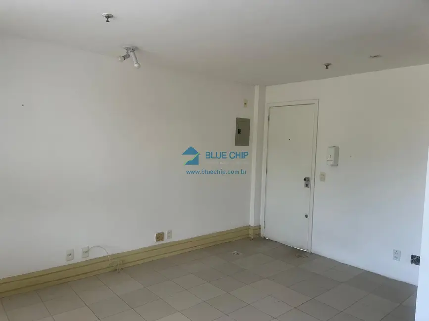 Sala Comercial à venda, 23m2 em Barra da Tijuca, Rio De Janeiro - RJ - imagem 9 Foto 9 de Sala Comercial à venda, 23m2 em Barra da Tijuca, Rio De Janeiro - RJ
