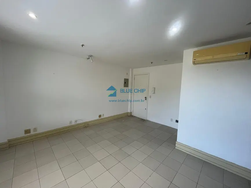 Sala Comercial à venda, 23m2 em Barra da Tijuca, Rio De Janeiro - RJ - imagem 8 Foto 8 de Sala Comercial à venda, 23m2 em Barra da Tijuca, Rio De Janeiro - RJ