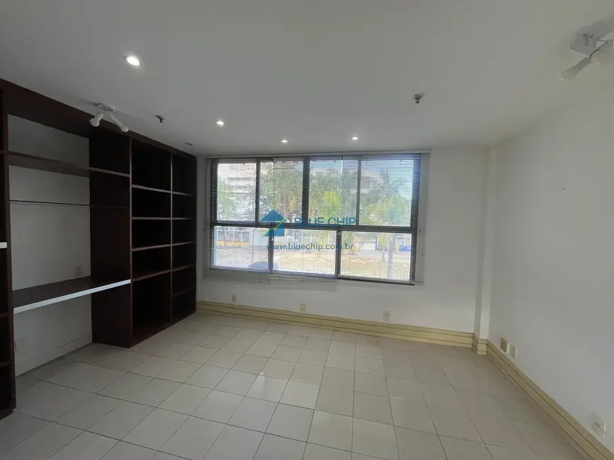 Sala Comercial à venda, 23m2 em Barra da Tijuca, Rio De Janeiro - RJ - imagem 5 Foto 5 de Sala Comercial à venda, 23m2 em Barra da Tijuca, Rio De Janeiro - RJ