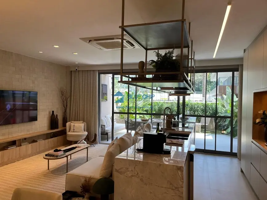 Casa de Condomínio com 3 quartos à venda, 318m2 em Barra da Tijuca, Rio De Janeiro - RJ - imagem 4 Foto 4 de Casa de Condomínio com 3 quartos à venda, 318m2 em Barra da Tijuca, Rio De Janeiro - RJ