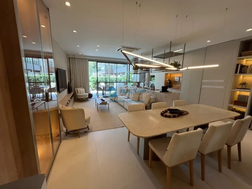 Casa de Condomínio com 3 quartos à venda, 318m2 em Barra da Tijuca, Rio De Janeiro - RJ - imagem 1 Foto 1 de Casa de Condomínio com 3 quartos à venda, 318m2 em Barra da Tijuca, Rio De Janeiro - RJ