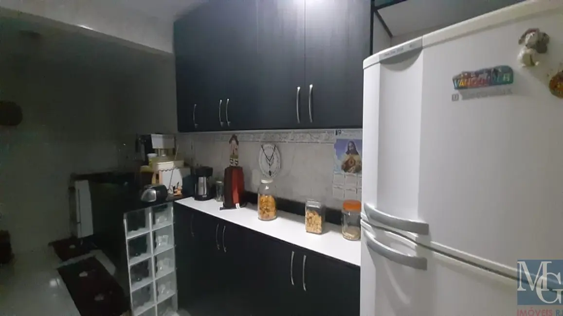 Casa com 2 quartos à venda, 70m2 em Vila Santa Cruz, Duque De Caxias - RJ - imagem 5 Foto 5 de Casa com 2 quartos à venda, 70m2 em Vila Santa Cruz, Duque De Caxias - RJ