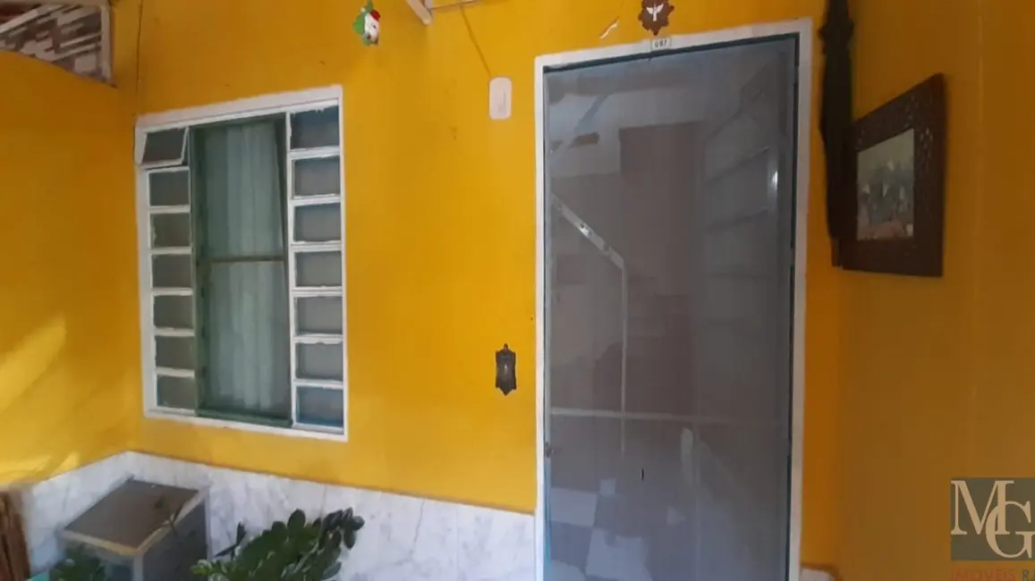 Casa com 2 quartos à venda, 70m2 em Vila Santa Cruz, Duque De Caxias - RJ - imagem 1 Foto 1 de Casa com 2 quartos à venda, 70m2 em Vila Santa Cruz, Duque De Caxias - RJ