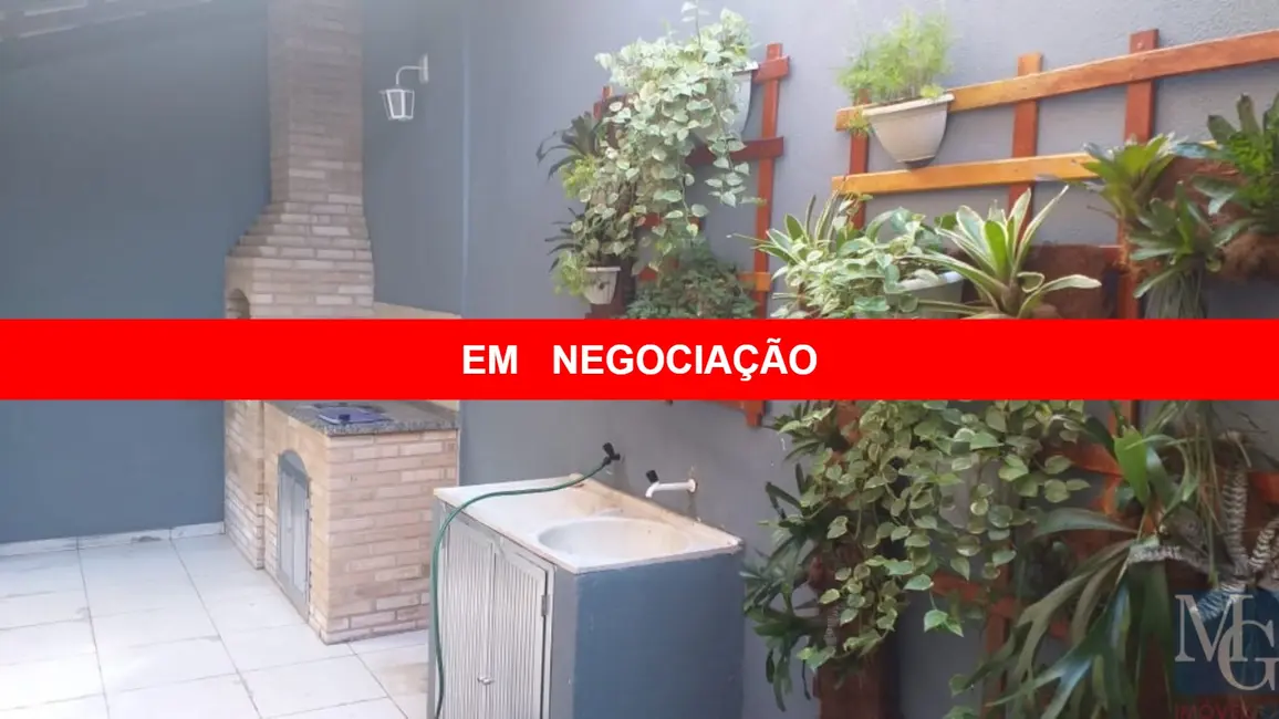 Foto 1 de Casa de Condomínio com 3 quartos à venda, 60m2 em Parque Duque, Duque De Caxias - RJ