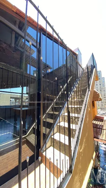 Casa com 2 quartos à venda, 170m2 em Parque Beira Mar, Duque De Caxias - RJ - imagem 8 Foto 8 de Casa com 2 quartos à venda, 170m2 em Parque Beira Mar, Duque De Caxias - RJ