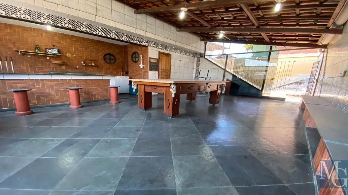 Casa com 2 quartos à venda, 170m2 em Parque Beira Mar, Duque De Caxias - RJ - imagem 6 Foto 6 de Casa com 2 quartos à venda, 170m2 em Parque Beira Mar, Duque De Caxias - RJ