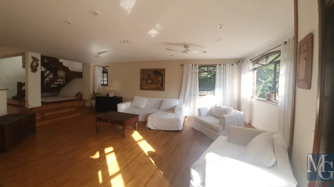 Casa com 4 quartos à venda, 327m2 em Barra da Tijuca, Rio De Janeiro - RJ - imagem 4 Foto 4 de Casa com 4 quartos à venda, 327m2 em Barra da Tijuca, Rio De Janeiro - RJ