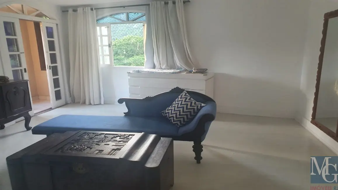 Casa com 4 quartos à venda, 327m2 em Barra da Tijuca, Rio De Janeiro - RJ - imagem 9 Foto 9 de Casa com 4 quartos à venda, 327m2 em Barra da Tijuca, Rio De Janeiro - RJ