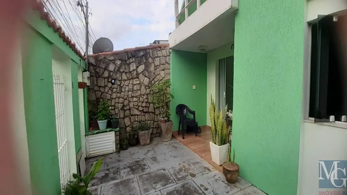 Casa de Condomínio com 3 quartos à venda, 88m2 em Rio De Janeiro - RJ - imagem 2 Foto 2 de Casa de Condomínio com 3 quartos à venda, 88m2 em Rio De Janeiro - RJ