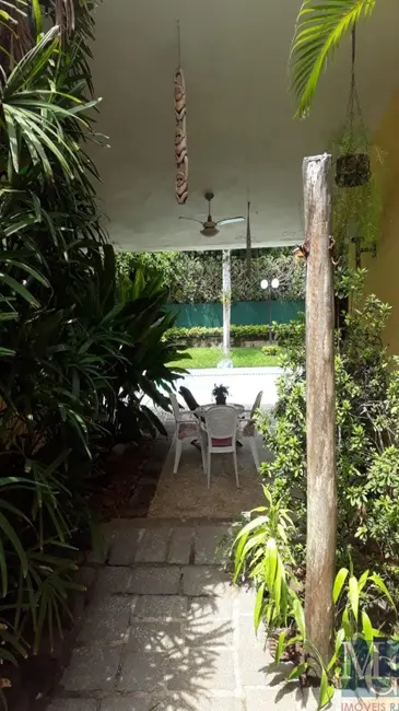 Casa com 4 quartos à venda, 339m2 em Itanhangá, Rio De Janeiro - RJ - imagem 9 Foto 9 de Casa com 4 quartos à venda, 339m2 em Itanhangá, Rio De Janeiro - RJ