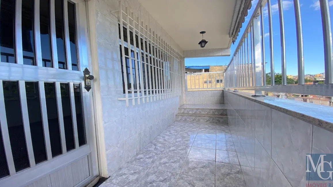 Casa com 5 quartos à venda, 160m2 em Parque Beira Mar, Duque De Caxias - RJ - imagem 9 Foto 9 de Casa com 5 quartos à venda, 160m2 em Parque Beira Mar, Duque De Caxias - RJ