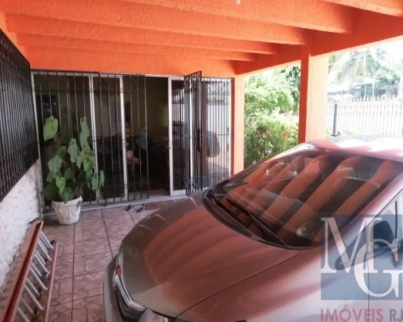 Casa com 4 quartos à venda, 139m2 em Jardim Vinte e Cinco de Agosto, Duque De Caxias - RJ - imagem 4 Foto 4 de Casa com 4 quartos à venda, 139m2 em Jardim Vinte e Cinco de Agosto, Duque De Caxias - RJ
