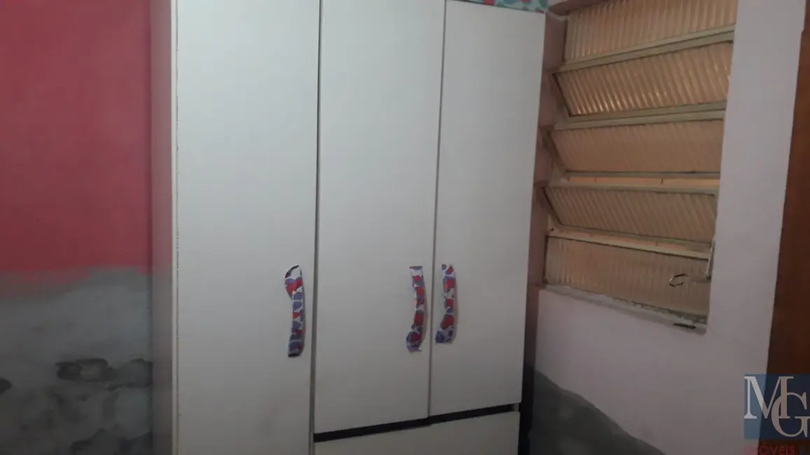 Casa com 2 quartos à venda, 45m2 em Centro, Duque De Caxias - RJ - imagem 9 Foto 9 de Casa com 2 quartos à venda, 45m2 em Centro, Duque De Caxias - RJ