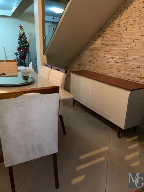 Casa com 2 quartos à venda, 100m2 em Vila Oito de Maio, Duque De Caxias - RJ - imagem 9 Foto 9 de Casa com 2 quartos à venda, 100m2 em Vila Oito de Maio, Duque De Caxias - RJ