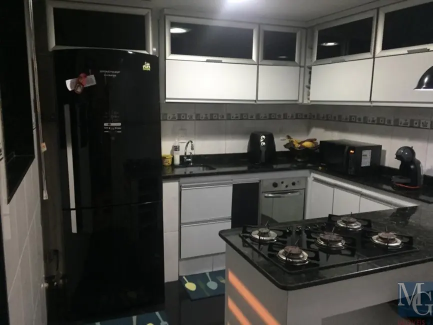 Foto 8 de Casa com 2 quartos à venda, 100m2 em Vila Oito de Maio, Duque De Caxias - RJ