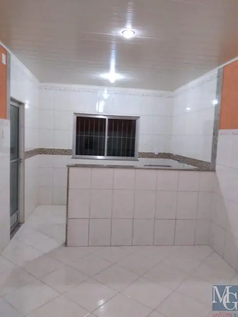 Casa com 4 quartos à venda, 200m2 em Engenho do Porto, Duque De Caxias - RJ - imagem 5 Foto 5 de Casa com 4 quartos à venda, 200m2 em Engenho do Porto, Duque De Caxias - RJ