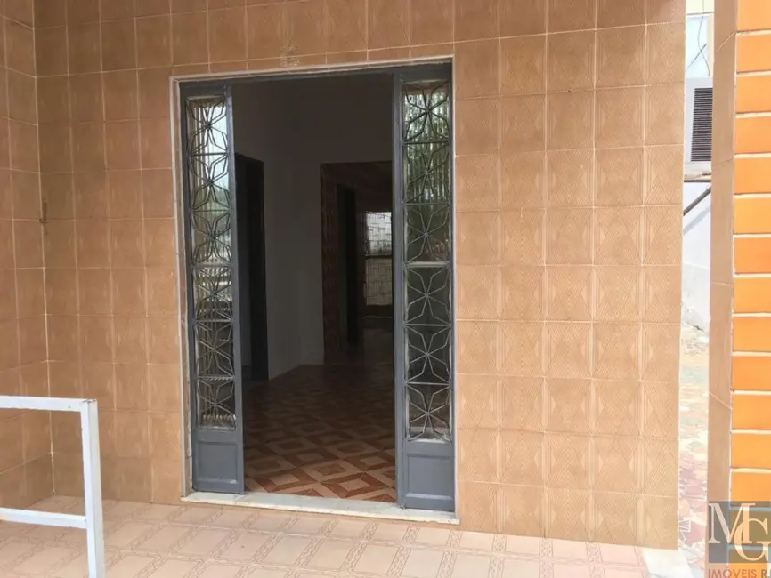 Casa com 2 quartos à venda, 80m2 em Centro, Duque De Caxias - RJ - imagem 3 Foto 3 de Casa com 2 quartos à venda, 80m2 em Centro, Duque De Caxias - RJ
