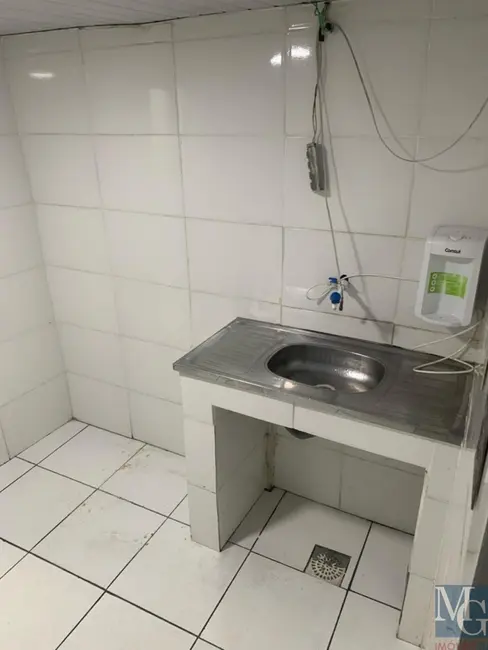 Loja para alugar, 92m2 em Centro, Duque De Caxias - RJ - imagem 9 Foto 9 de Loja para alugar, 92m2 em Centro, Duque De Caxias - RJ