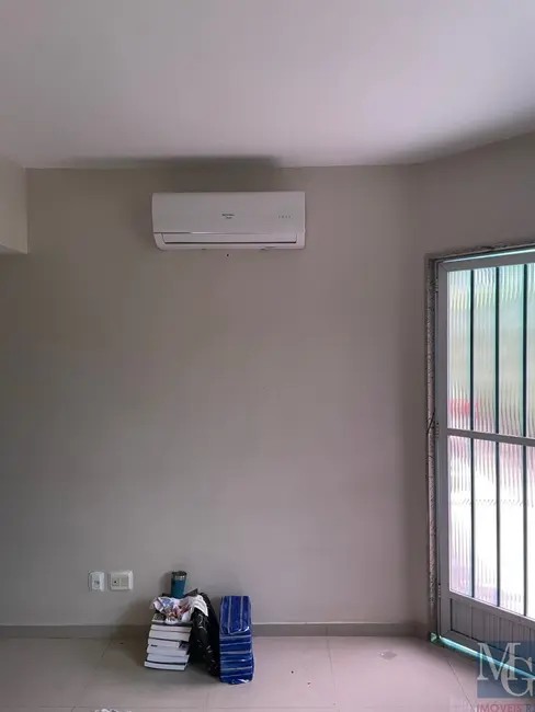 Casa de Condomínio com 2 quartos à venda, 71m2 em Parque Laguna e Dourados, Duque De Caxias - RJ - imagem 4 Foto 4 de Casa de Condomínio com 2 quartos à venda, 71m2 em Parque Laguna e Dourados, Duque De Caxias - RJ